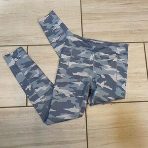Athleta Girl Blue Camo Leggings XL